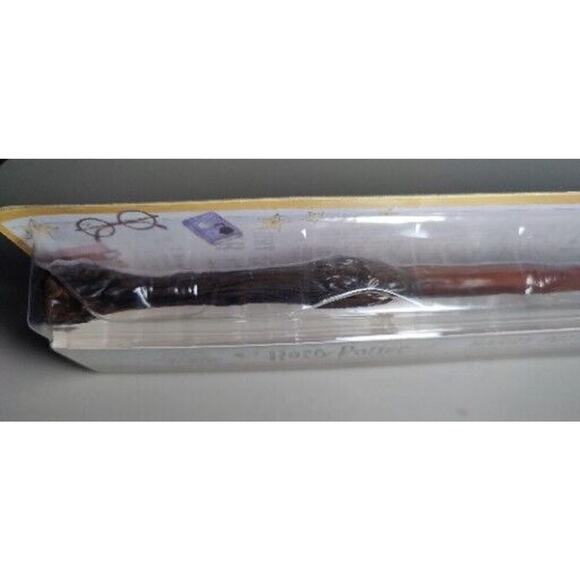 HARRY POTTER WAND 12" Harry Potter Wizarding World New Spin Master Replica - Picture 4 of 7